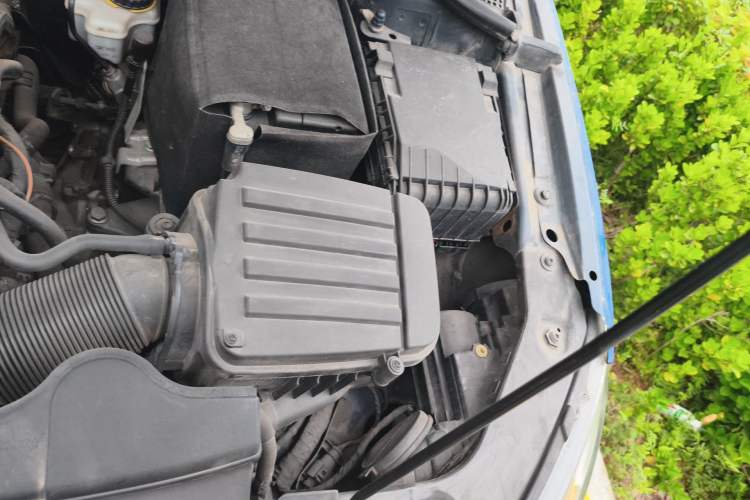 Used Volkswagen Scirocco 2015 1.4TSI Fashion Edition Engine Bay Left