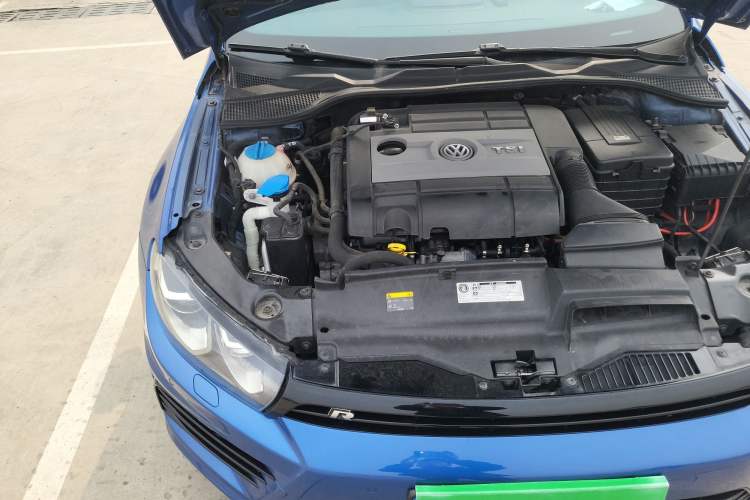 Used Volkswagen Scirocco 2015 R 2.0TSI Engine Bay Right