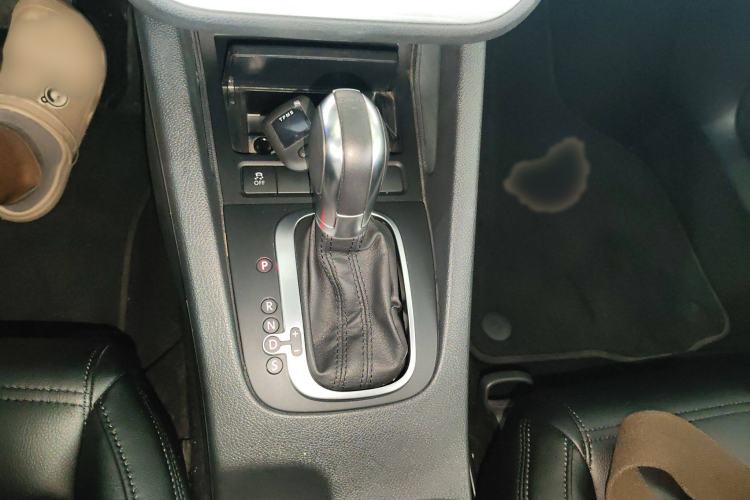 Used Volkswagen Scirocco 2015 1.4TSI Fashion Edition Gear Lever