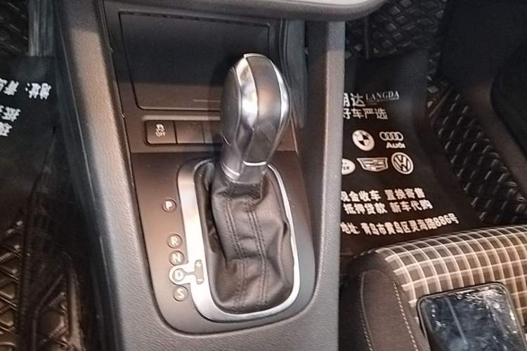 Used Volkswagen Scirocco 2015 1.4TSI Fashion Edition Gear Lever