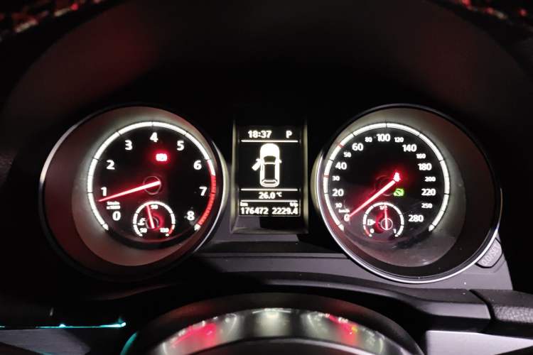 Used Volkswagen Scirocco 2015 1.4TSI Comfort Edition Instrument Cluster