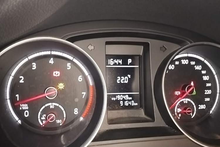 Used Volkswagen Scirocco 2015 1.4TSI Fashion Edition Instrument Cluster