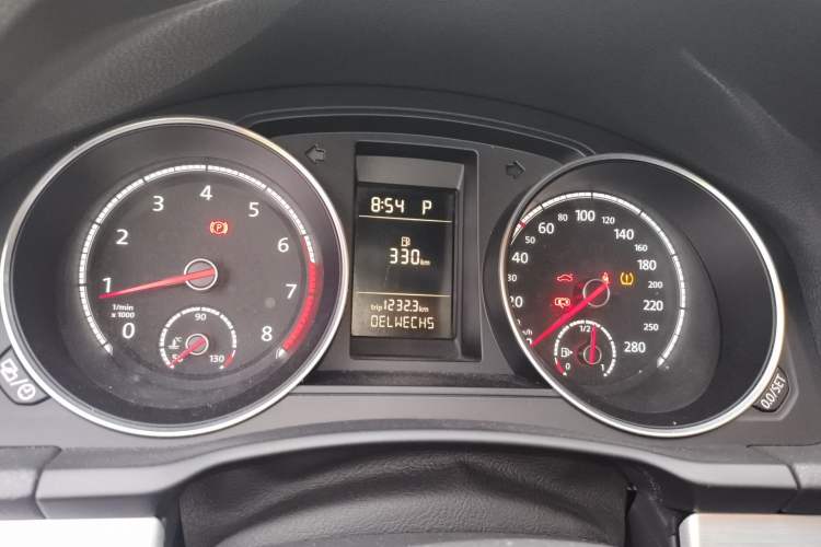 Used Volkswagen Scirocco 2015 1.4TSI Fashion Edition Instrument Cluster