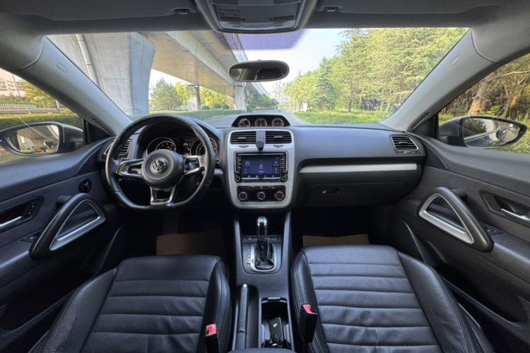 Used Volkswagen Scirocco 2015 1.4TSI Fashion Edition Interior 2