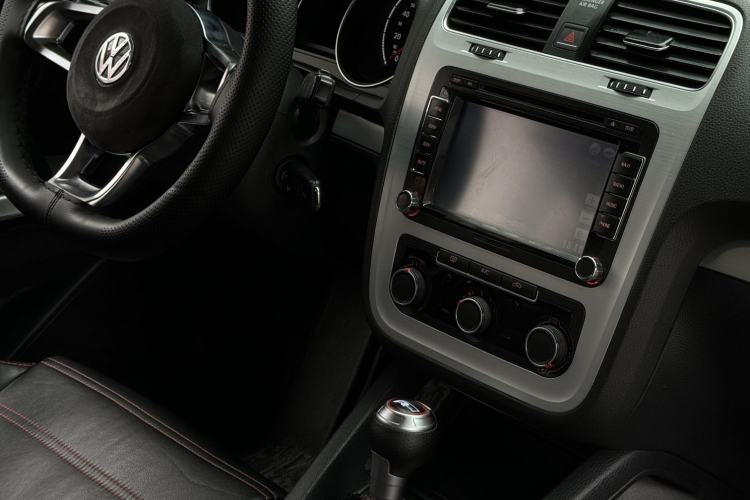 Used Volkswagen Scirocco 2015 1.4TSI Fashion Edition Interior 2