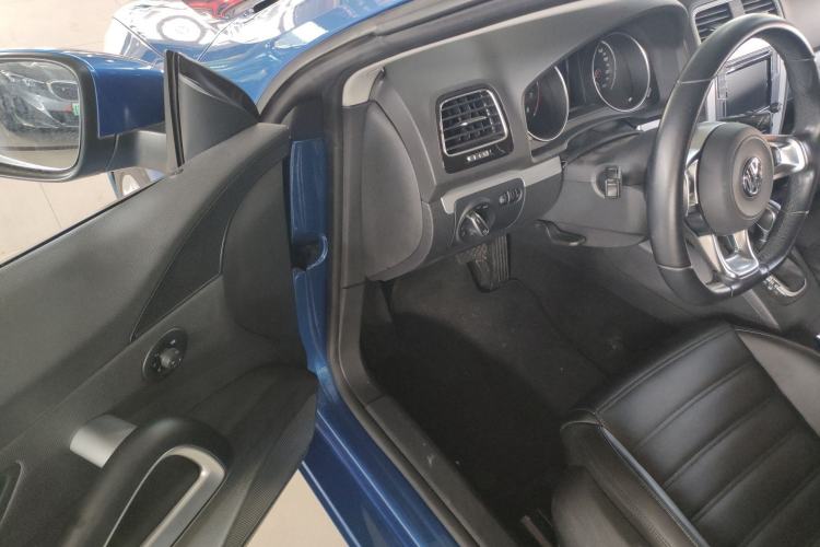 Used Volkswagen Scirocco 2015 1.4TSI Fashion Edition Interior 3