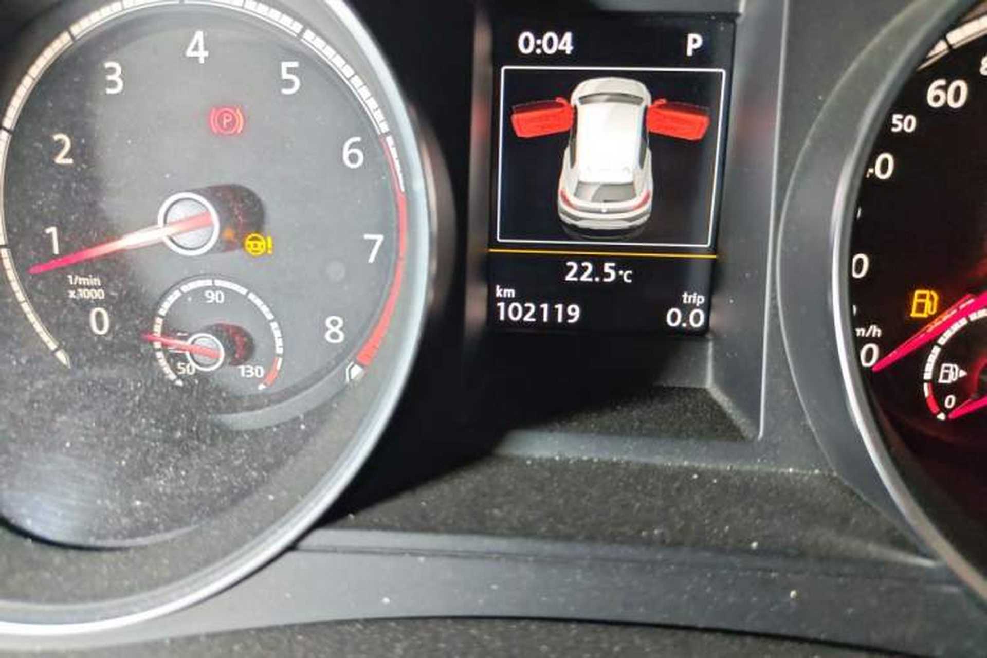 Used Volkswagen Scirocco 2015 2.0 TSI Luxury Edition Odometer Close Up