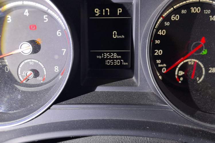 Used Volkswagen Scirocco 2015 1.4TSI Fashion Edition Odometer Close Up