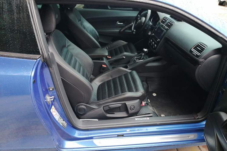 Used Volkswagen Scirocco 2015 R 2.0TSI Right Front Seat