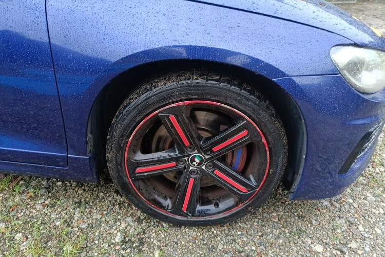 Used Volkswagen Scirocco 2015 R 2.0TSI Right Front Wheel Hub