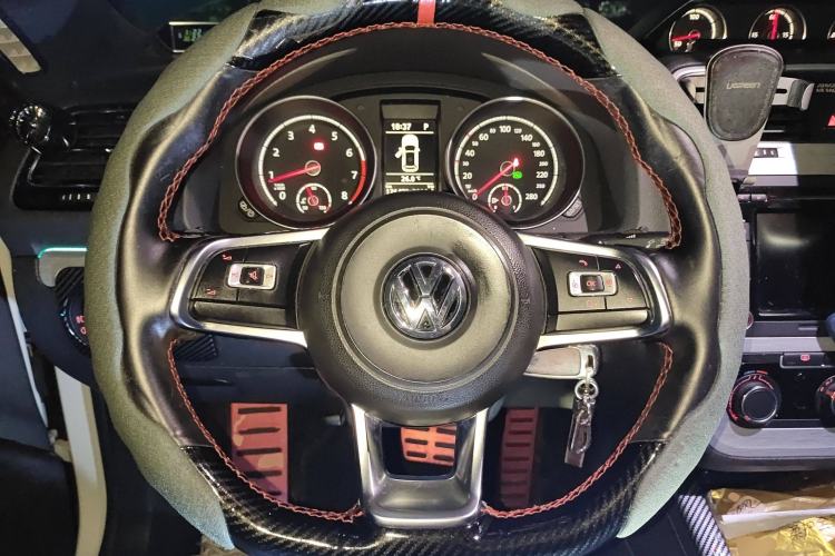 Used Volkswagen Scirocco 2015 1.4TSI Comfort Edition Steering Wheel
