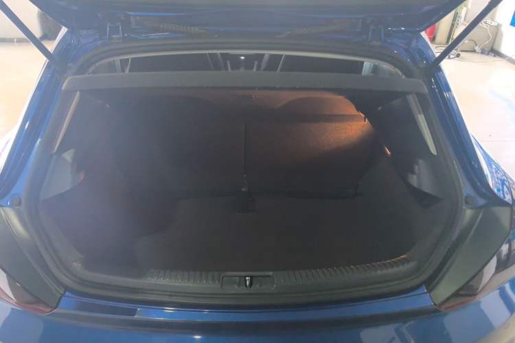 Used Volkswagen Scirocco 2015 1.4TSI Fashion Edition Trunk