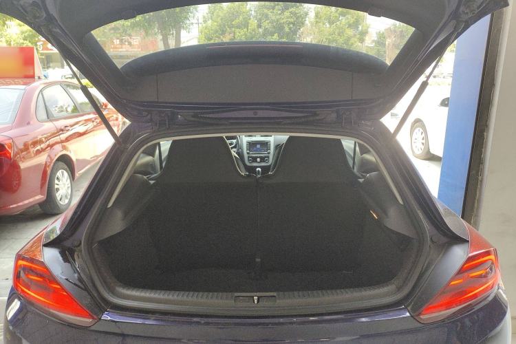 Used Volkswagen Scirocco 2015 1.4TSI Fashion Edition Trunk