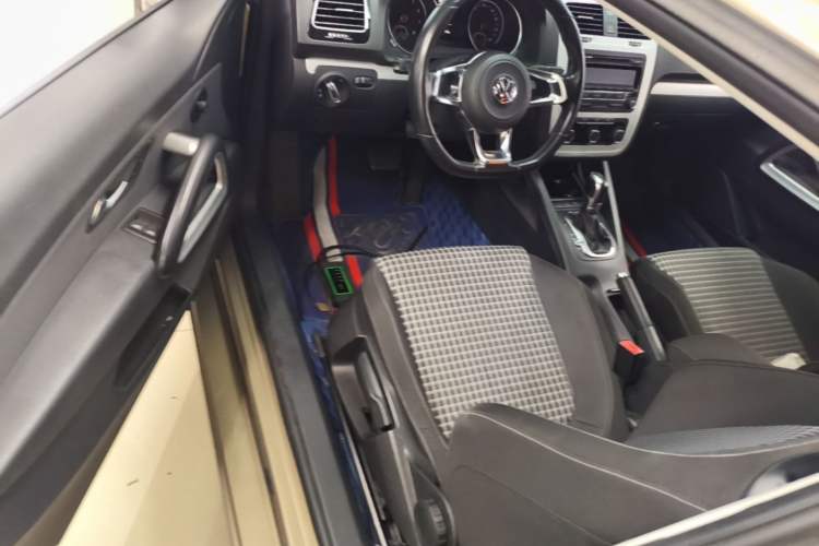 Used Volkswagen Scirocco 2015 1.4TSI Fashion Edition Driver Seat