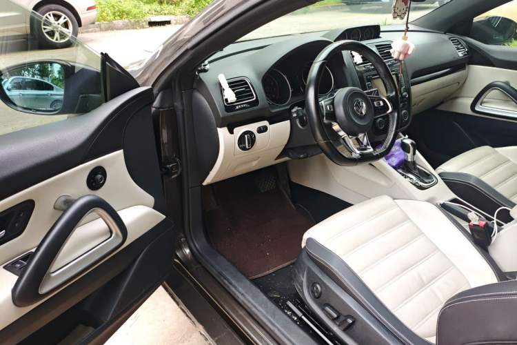 Used Volkswagen Scirocco 2015 2.0 TSI Luxury Edition Driver Seat