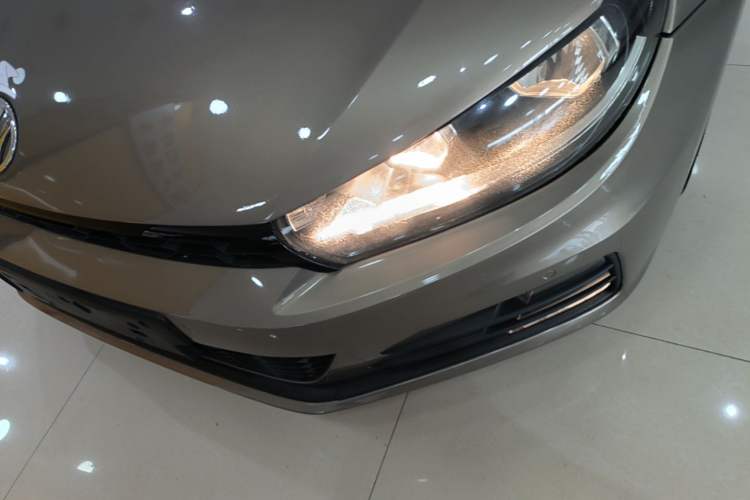 Used Volkswagen Scirocco 2015 1.4TSI Fashion Edition Left Front Headlight