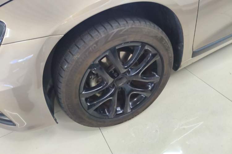 Used Volkswagen Scirocco 2015 1.4TSI Fashion Edition Left Front Wheel Hub