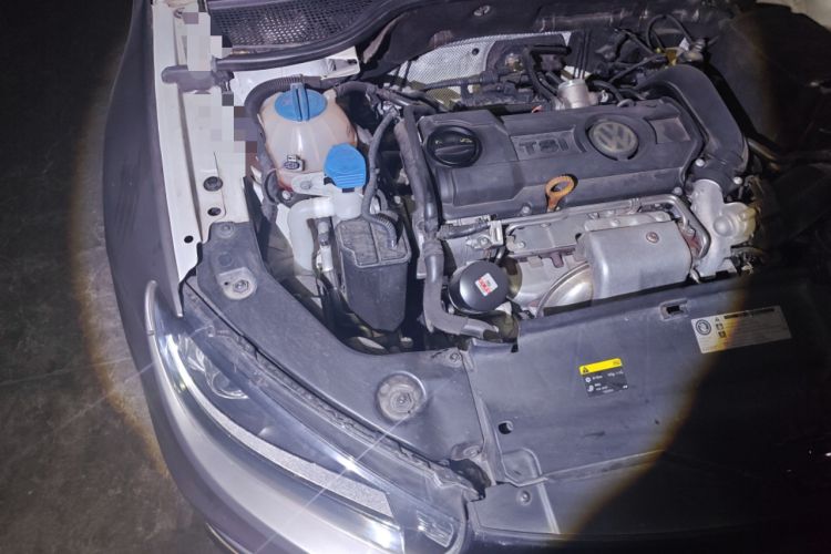 Used Volkswagen Scirocco 2015 1.4TSI Fashion Edition Engine Bay Right