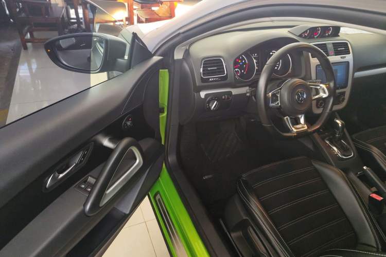 Used Volkswagen Scirocco 2015 1.4TSI Fashion Edition Interior 3