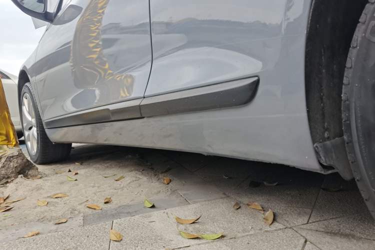 Used Volkswagen Scirocco 2015 1.4TSI Fashion Edition Left Side Sill