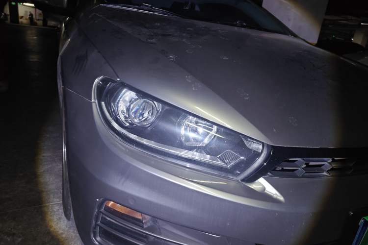 Used Volkswagen Scirocco 2015 1.4TSI Fashion Edition Right Front Headlight