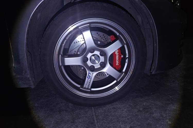 Used Volkswagen Scirocco 2015 1.4TSI Fashion Edition Right Front Wheel Hub