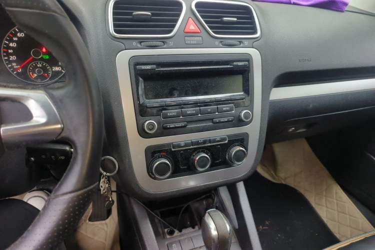 Used Volkswagen Scirocco 2015 1.4TSI Fashion Edition Audio And AC Panel