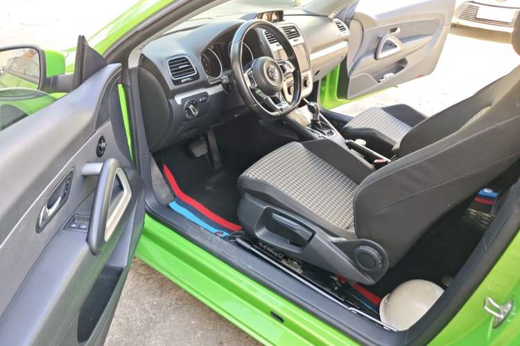 Used Volkswagen Scirocco 2015 1.4TSI Fashion Edition Driver Seat