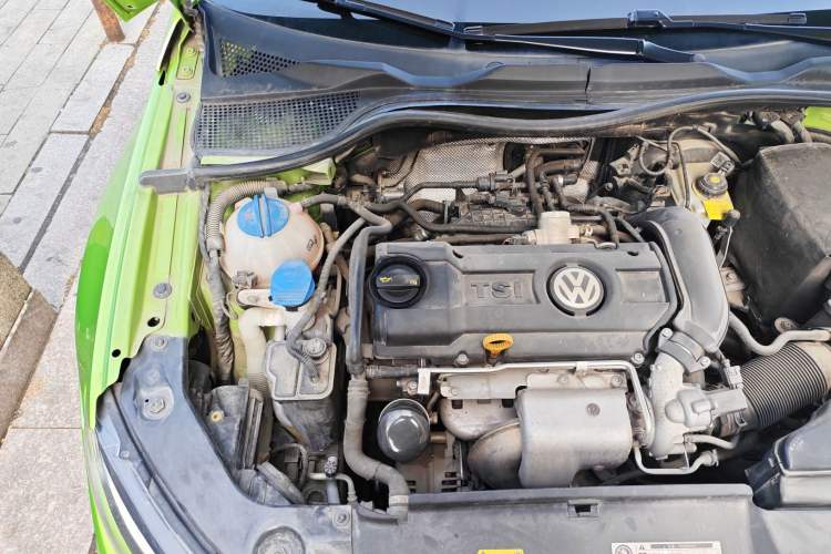 Used Volkswagen Scirocco 2015 1.4TSI Fashion Edition Engine Bay Right