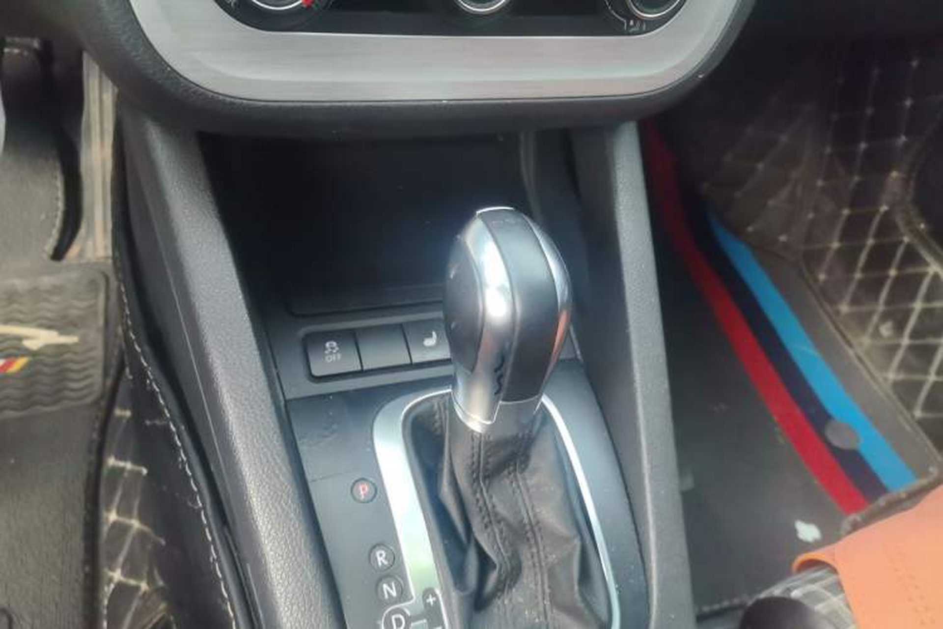 Used Volkswagen Scirocco 2015 1.4TSI Comfort Edition Gear Lever