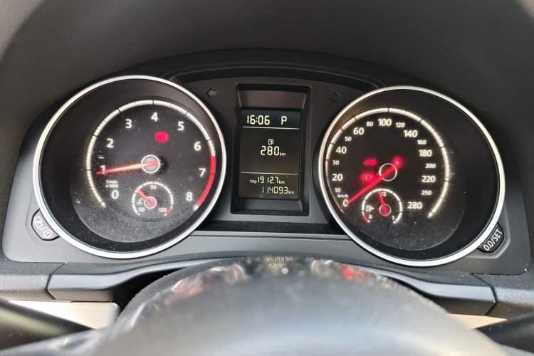 Used Volkswagen Scirocco 2015 1.4TSI Fashion Edition Instrument Cluster