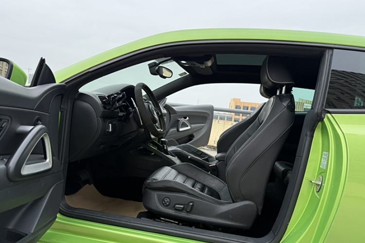Used Volkswagen Scirocco 2015 2.0 TSI Luxury Edition Interior 1