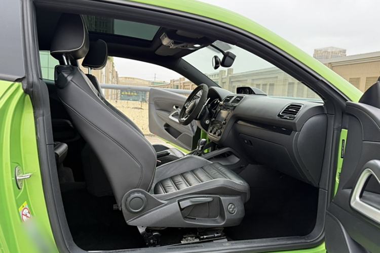 Used Volkswagen Scirocco 2015 2.0 TSI Luxury Edition Interior 3