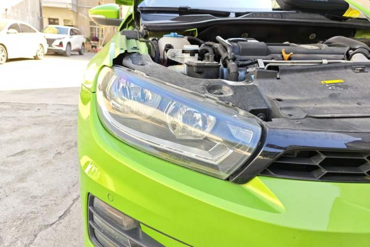 Used Volkswagen Scirocco 2015 1.4TSI Fashion Edition Right Front Headlight