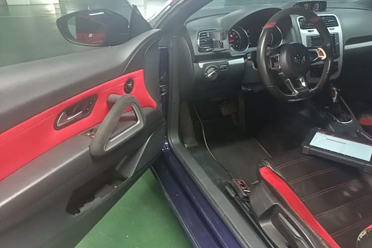 Used Volkswagen Scirocco 2015 1.4TSI Fashion Edition Driver Seat