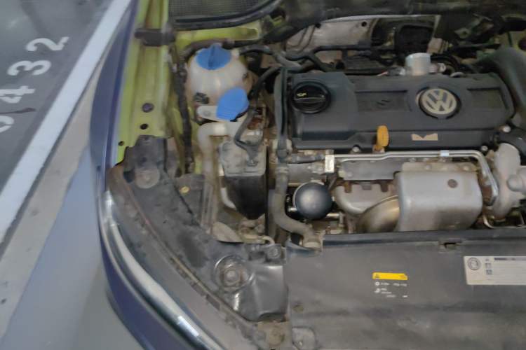Used Volkswagen Scirocco 2015 1.4TSI Fashion Edition Engine Bay Right