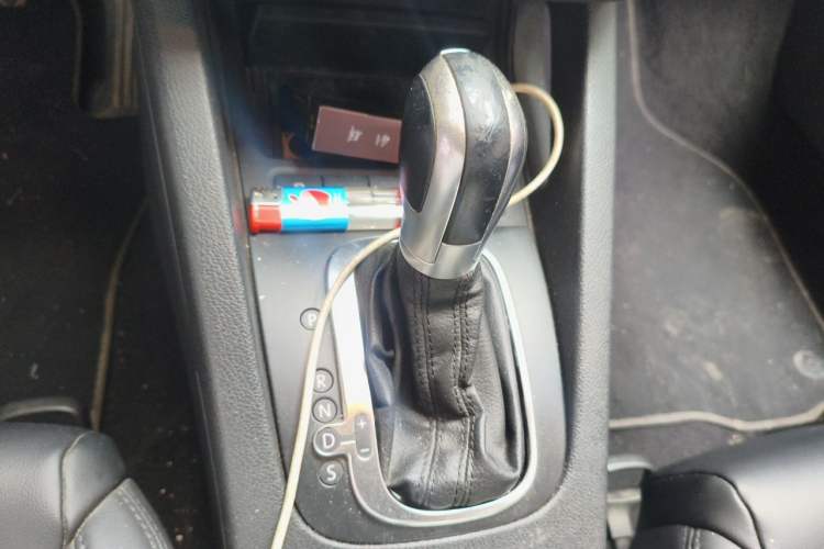 Used Volkswagen Scirocco 2015 1.4TSI Fashion Edition Gear Lever