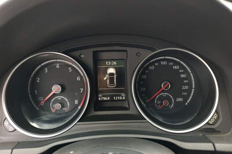 Used Volkswagen Scirocco 2015 1.4TSI Comfort Edition Instrument Cluster