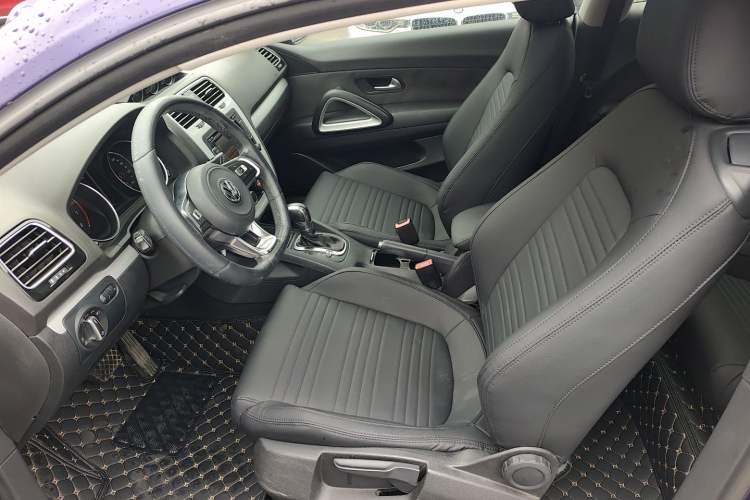 Used Volkswagen Scirocco 2015 1.4TSI Comfort Edition Left Front Seat