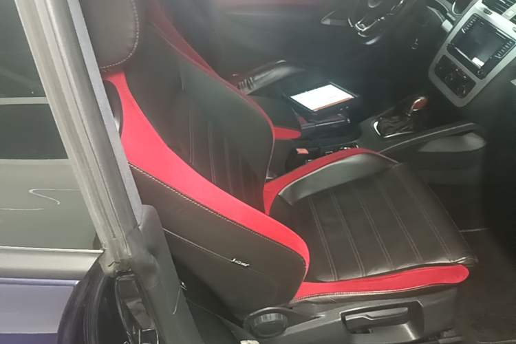 Used Volkswagen Scirocco 2015 1.4TSI Fashion Edition Right Front Seat