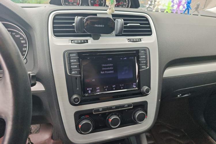 Used Volkswagen Scirocco 2015 1.4TSI Fashion Edition Audio And AC Panel