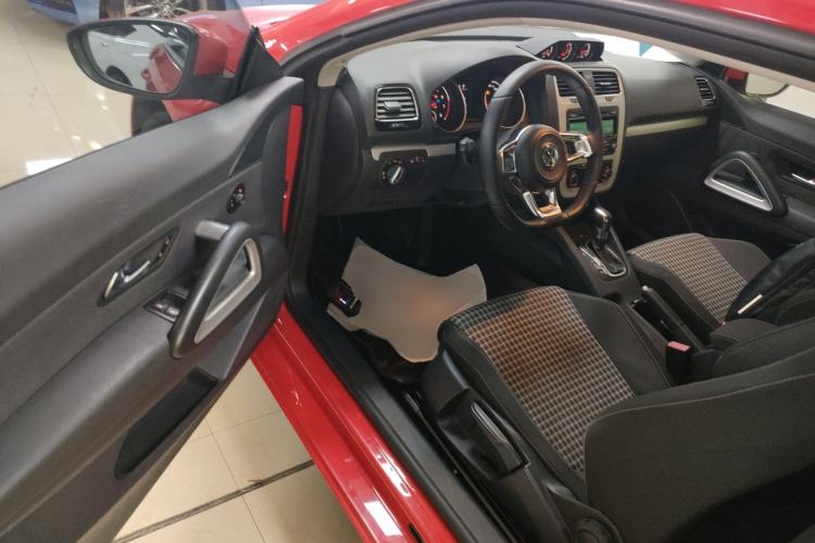 Used Volkswagen Scirocco 2015 1.4TSI Fashion Edition Driver Seat