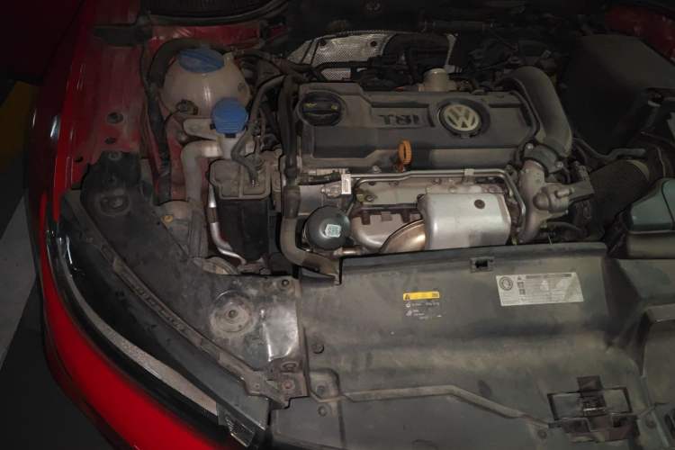 Used Volkswagen Scirocco 2015 1.4TSI Fashion Edition Engine Bay Right