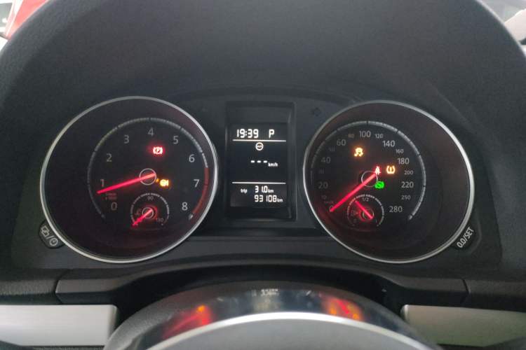 Used Volkswagen Scirocco 2015 1.4TSI Fashion Edition Instrument Cluster