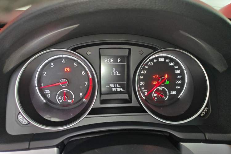 Used Volkswagen Scirocco 2015 1.4TSI Fashion Edition Instrument Cluster