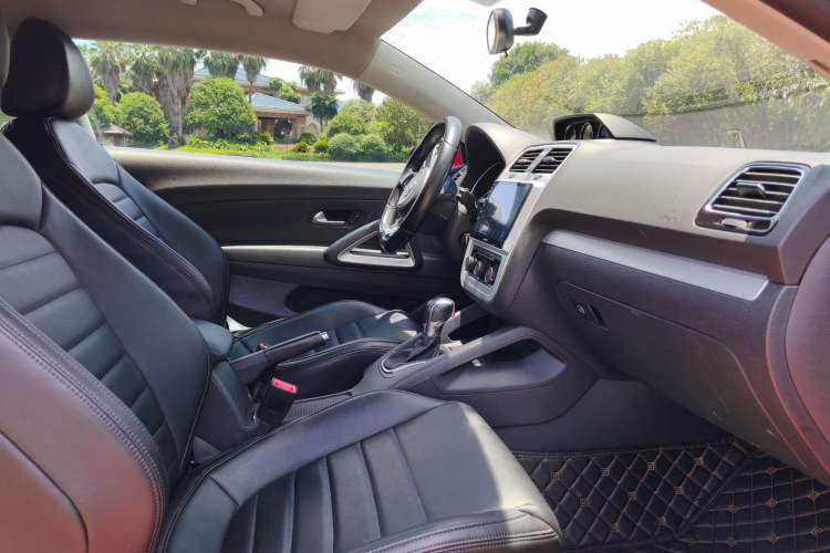 Used Volkswagen Scirocco 2015 1.4TSI Fashion Edition Interior 2