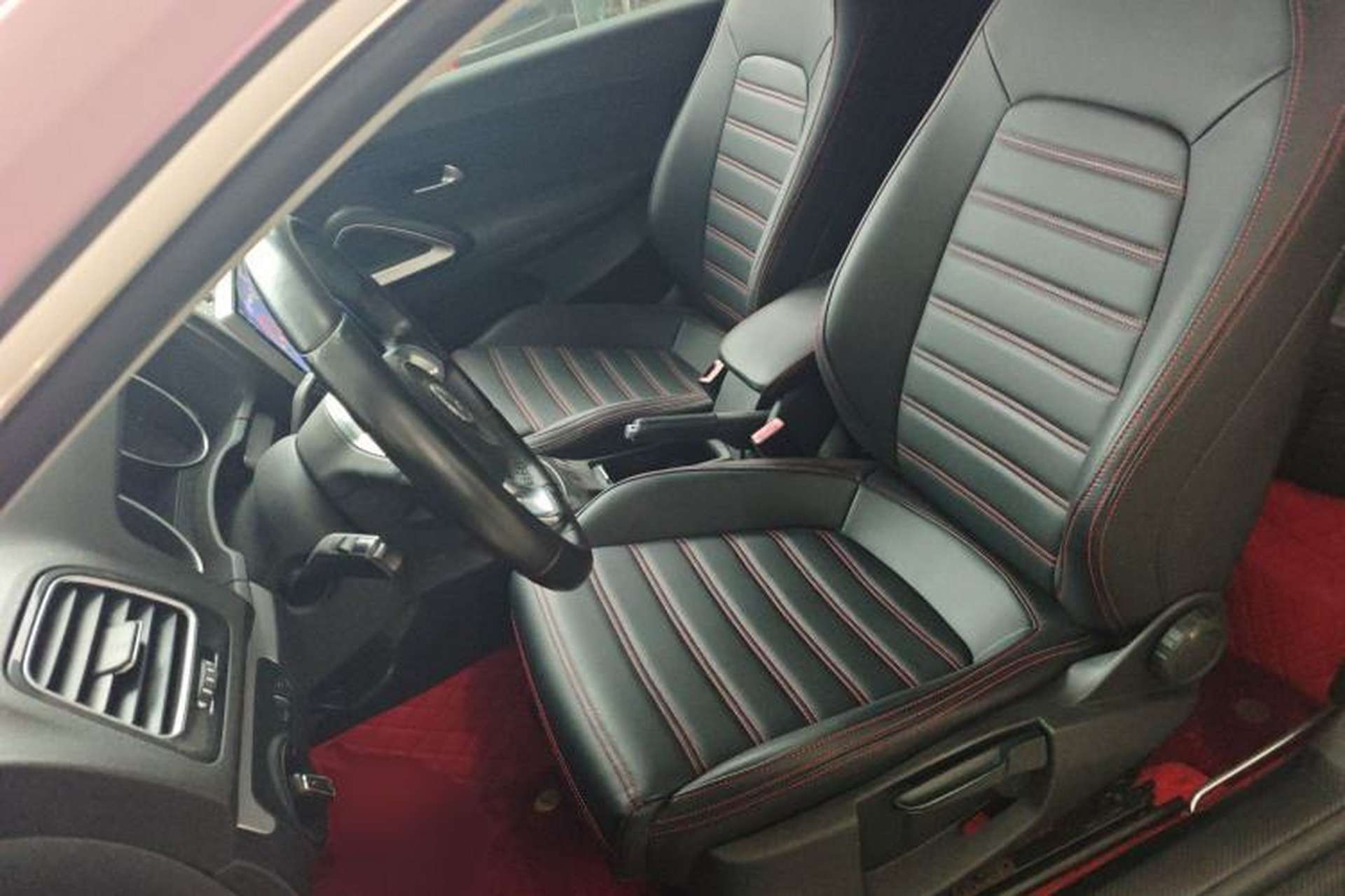 Used Volkswagen Scirocco 2015 1.4TSI Fashion Edition Left Front Seat