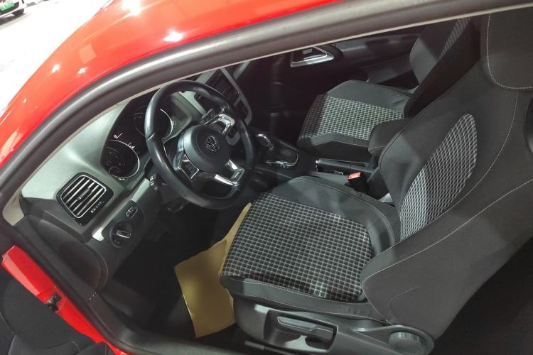 Used Volkswagen Scirocco 2015 1.4TSI Fashion Edition Left Front Seat