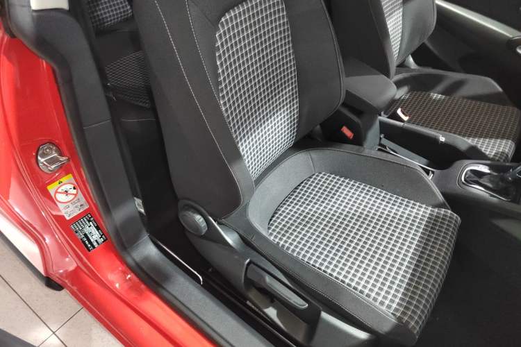 Used Volkswagen Scirocco 2015 1.4TSI Fashion Edition Right Front Seat