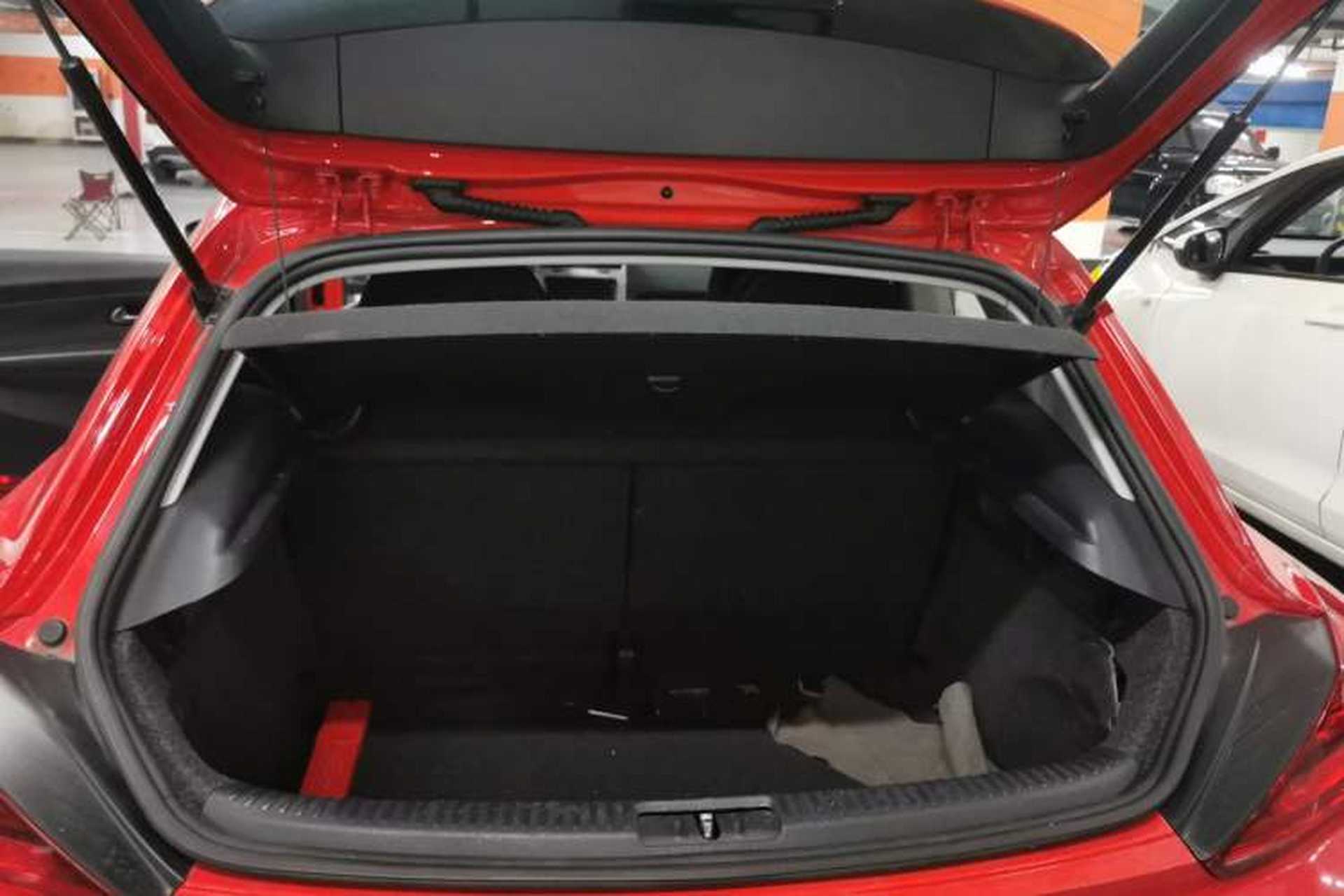 Used Volkswagen Scirocco 2015 1.4TSI Fashion Edition Trunk